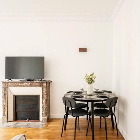 The Square, Paris-Asnieres, Private Apartment With Bedroom And Living Room Buitenkant foto